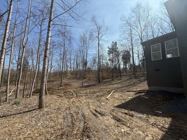 10022 Forest Lane, Bon Aqua, TN 37025