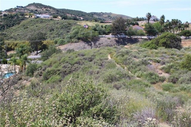 30 Golden Arrow Ct, Murrieta, CA 92562