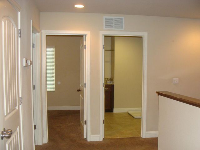 7477 N La Paz Avenue, Fresno, CA 93722