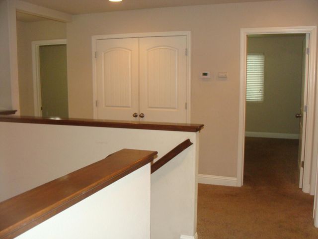 7477 N La Paz Avenue, Fresno, CA 93722