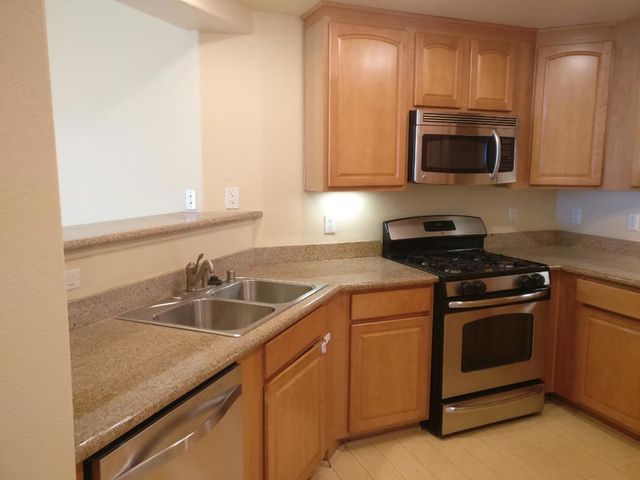 2250 Gellert Boulevard 2312, South San Francisco, CA 94080