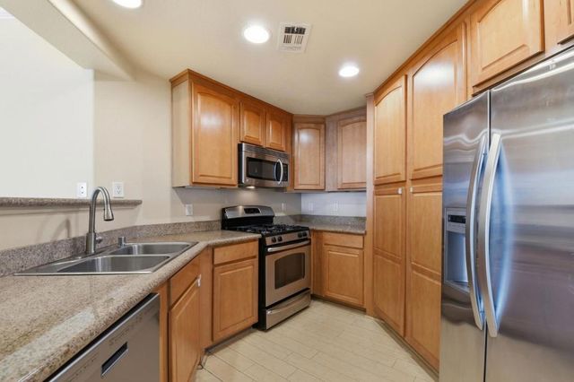 2250 Gellert Boulevard 2312, South San Francisco, CA 94080