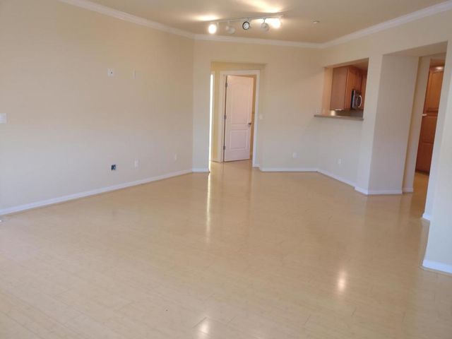 2250 Gellert Boulevard 2312, South San Francisco, CA 94080