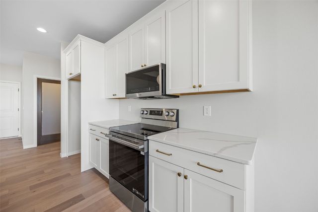 226 McCarran Avenue NE, Cedar Rapids, IA 52402