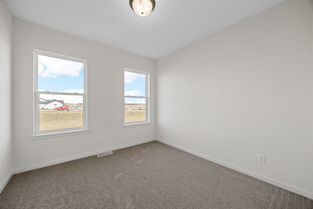 226 McCarran Avenue NE, Cedar Rapids, IA 52402