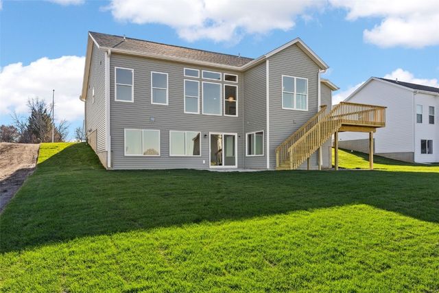 226 McCarran Avenue NE, Cedar Rapids, IA 52402