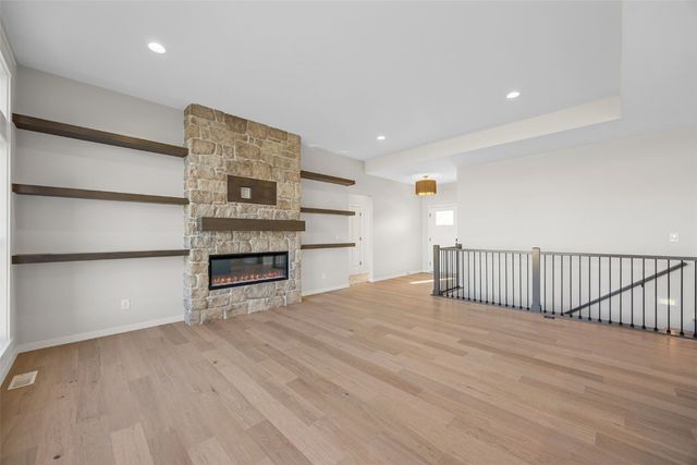 226 McCarran Avenue NE, Cedar Rapids, IA 52402