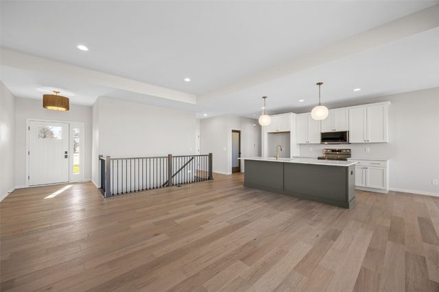 226 McCarran Avenue NE, Cedar Rapids, IA 52402