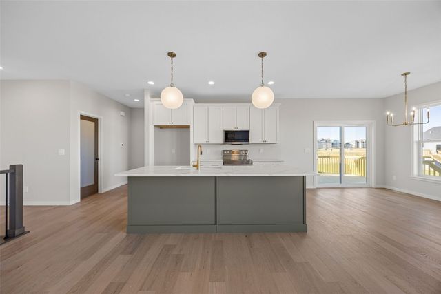 226 McCarran Avenue NE, Cedar Rapids, IA 52402