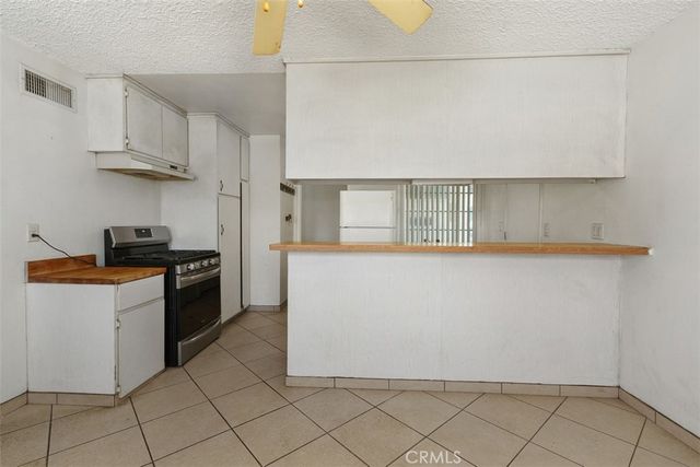 8512 Verbena, Riverside, CA 92504