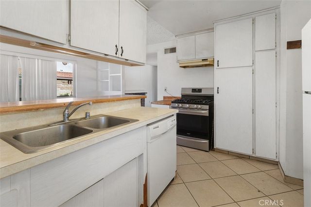 8512 Verbena, Riverside, CA 92504