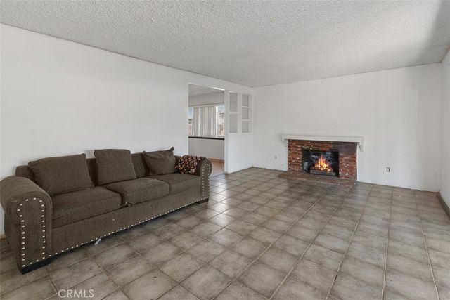 8512 Verbena, Riverside, CA 92504