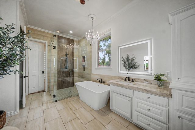 137 Silver Saddle Circle, Weatherford, TX 76087