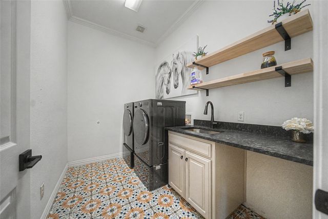 137 Silver Saddle Circle, Weatherford, TX 76087