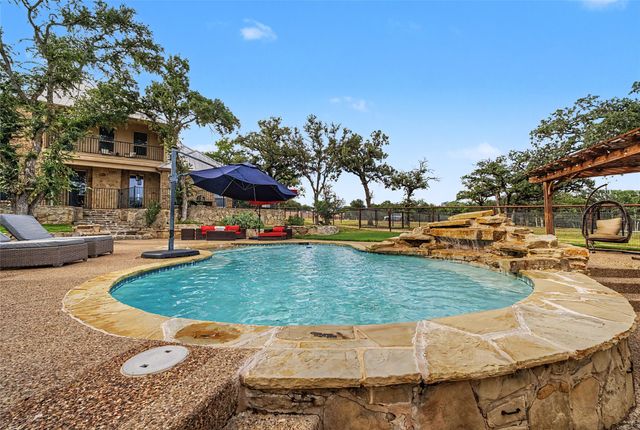 137 Silver Saddle Circle, Weatherford, TX 76087