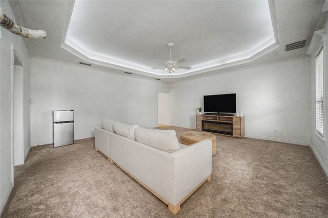 137 Silver Saddle Circle, Weatherford, TX 76087