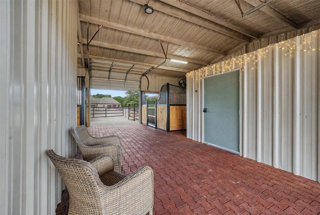 137 Silver Saddle Circle, Weatherford, TX 76087