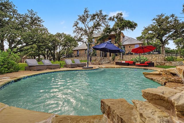 137 Silver Saddle Circle, Weatherford, TX 76087