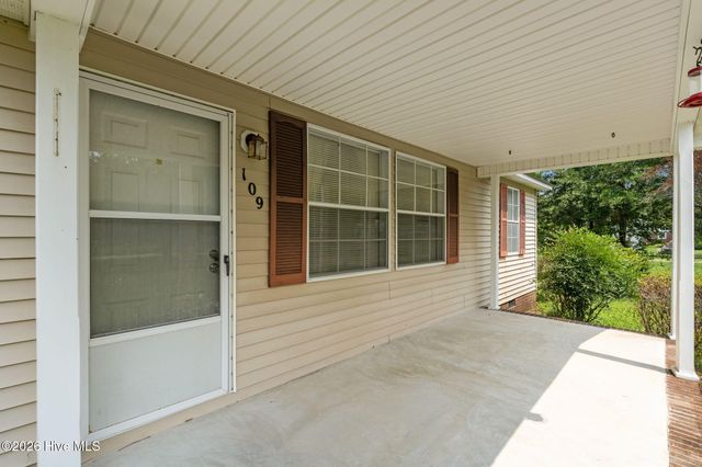 109 Lake Drive, Leland, NC 28451