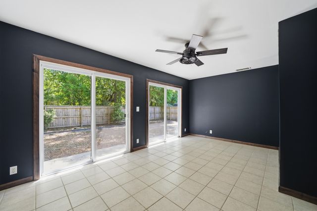 410 Pelham Road, Fort Walton Beach, FL 32547