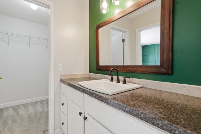 410 Pelham Road, Fort Walton Beach, FL 32547