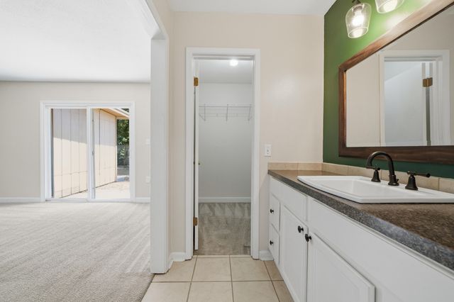 410 Pelham Road, Fort Walton Beach, FL 32547