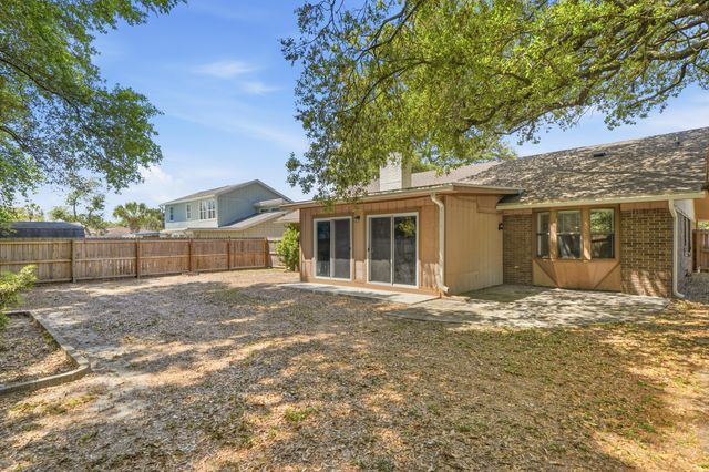 410 Pelham Road, Fort Walton Beach, FL 32547