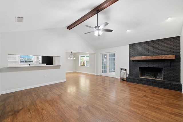 410 Pelham Road, Fort Walton Beach, FL 32547