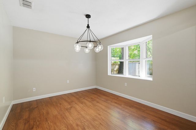 410 Pelham Road, Fort Walton Beach, FL 32547