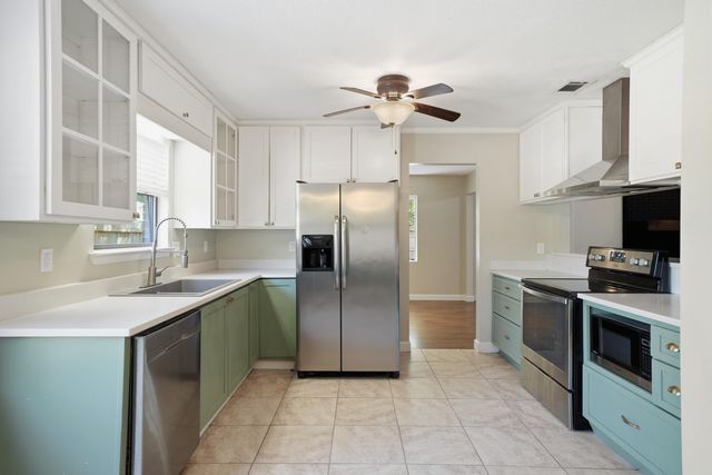 410 Pelham Road, Fort Walton Beach, FL 32547