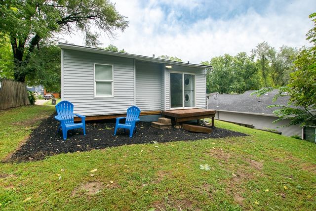 1270 E 36th Court, Des Moines, IA 50317