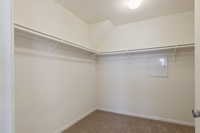 13067 Mills Creek Meadow Drive, Houston, TX 77070