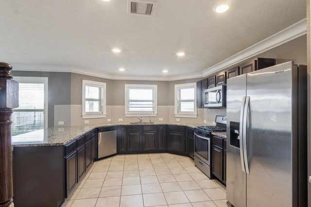 13067 Mills Creek Meadow Drive, Houston, TX 77070