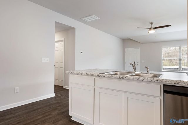 236 Mckenzie Drive, Decatur, AL 35603