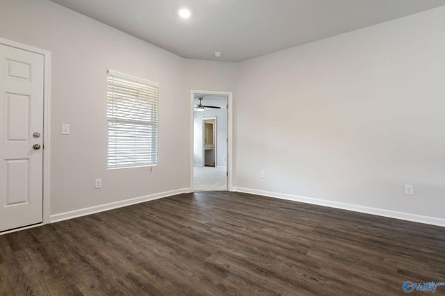 236 Mckenzie Drive, Decatur, AL 35603