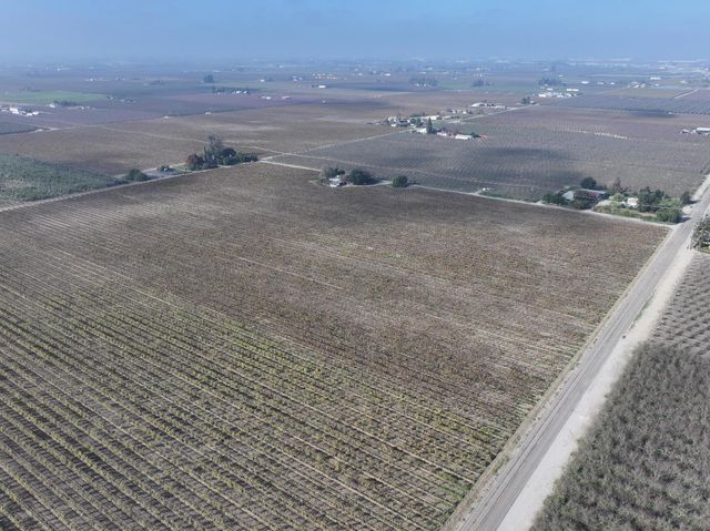 4801 E Parlier Avenue, Fowler, CA 93625