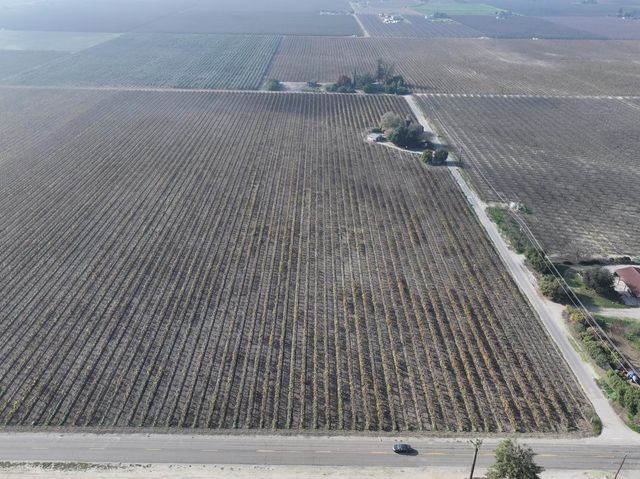 4801 E Parlier Avenue, Fowler, CA 93625