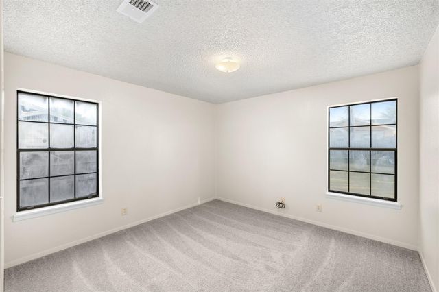 661 S College Street, La Grange, TX 78945