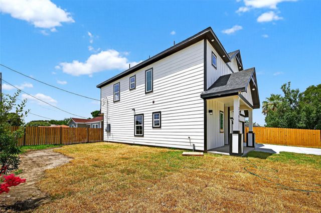 3168 Golfcrest, Houston, TX 77087
