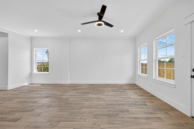 3168 Golfcrest, Houston, TX 77087