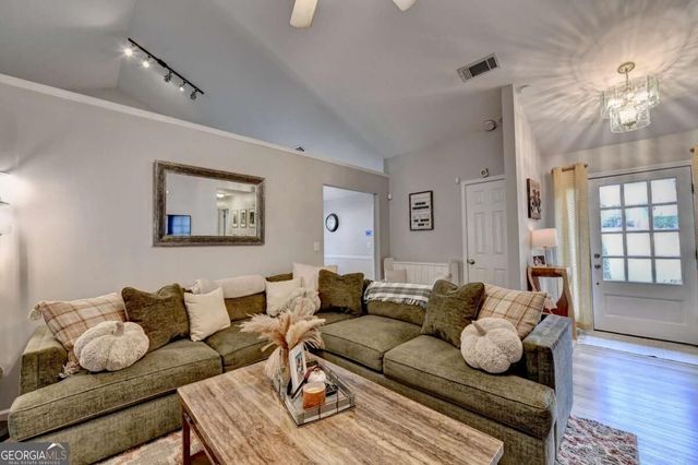 3079 Sweetbriar Walk, Snellville, GA 30039