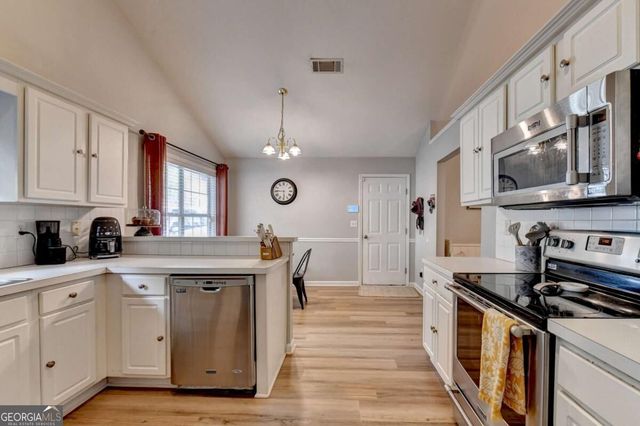 3079 Sweetbriar Walk, Snellville, GA 30039