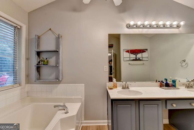 3079 Sweetbriar Walk, Snellville, GA 30039