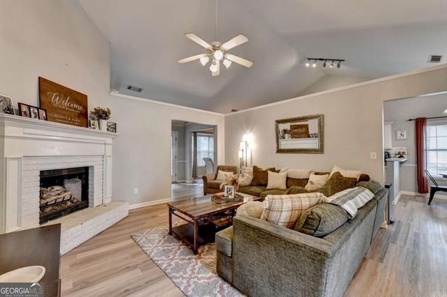 3079 Sweetbriar Walk, Snellville, GA 30039