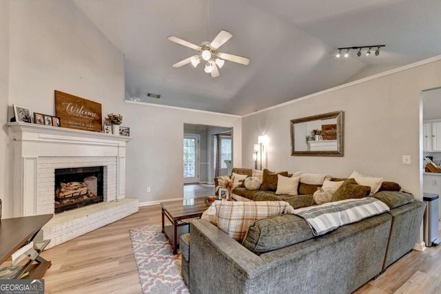 3079 Sweetbriar Walk, Snellville, GA 30039