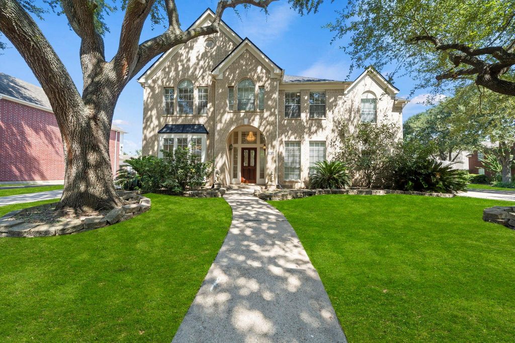 3415 Shadymist Drive, Houston, TX 77082