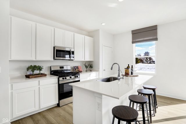 2420 Fir Drive, Greenfield, IN 46140