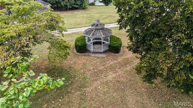 511 S Kingshighway Street, Sikeston, MO 63801