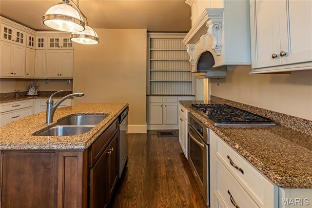 511 S Kingshighway Street, Sikeston, MO 63801