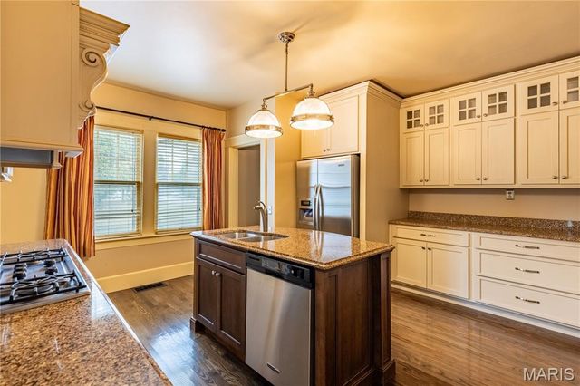 511 S Kingshighway Street, Sikeston, MO 63801